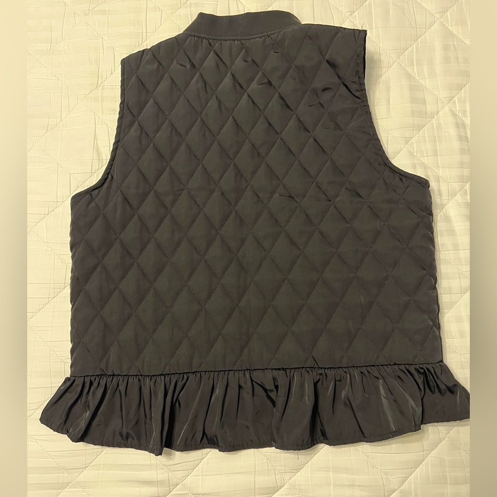 Charlie Paige Black Quilted Vest with Ruffle Detail - Picture 2 of 4